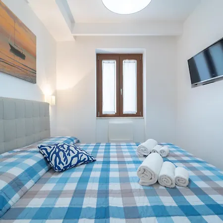 La Finestra Sul Porto Di Con Parcheggio Privato Daire *