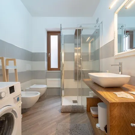 La Finestra Sul Porto Di Con Parcheggio Privato Apartment