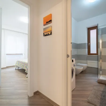 La Finestra Sul Porto Di Con Parcheggio Privato Apartment
