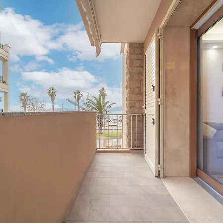 Appartement La Finestra Sul Porto Di Con Parcheggio Privato